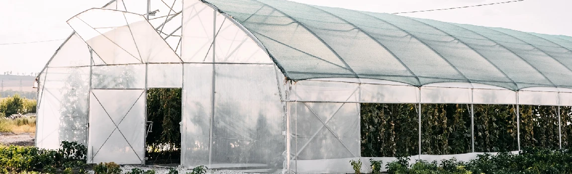 Safe And Reliable Glass Greenhouse in Northeast Calgary